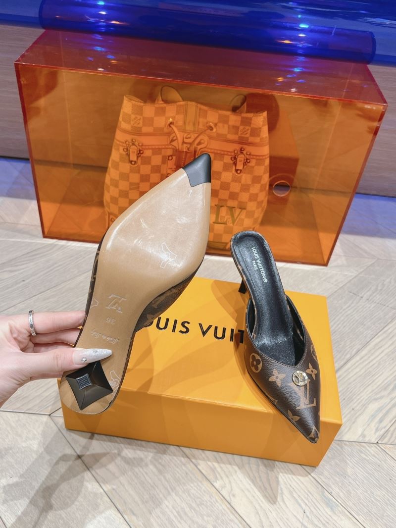 Louis Vuitton Slippers